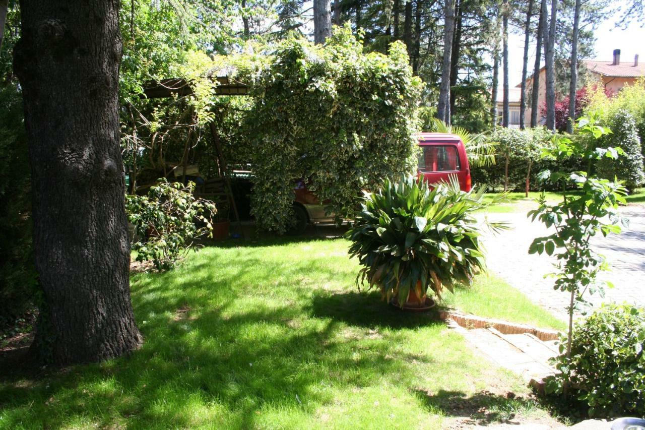 La Casa Di Rachele Apartment Sarteano Bagian luar foto